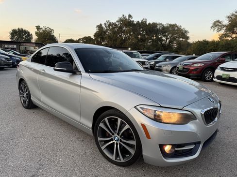 Used 2015 BMW 228i xDrive Coupe image 2