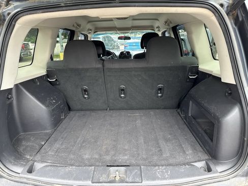 Used 2014 Jeep Patriot Sport w/ Power Value Group AWD/4WD image 15