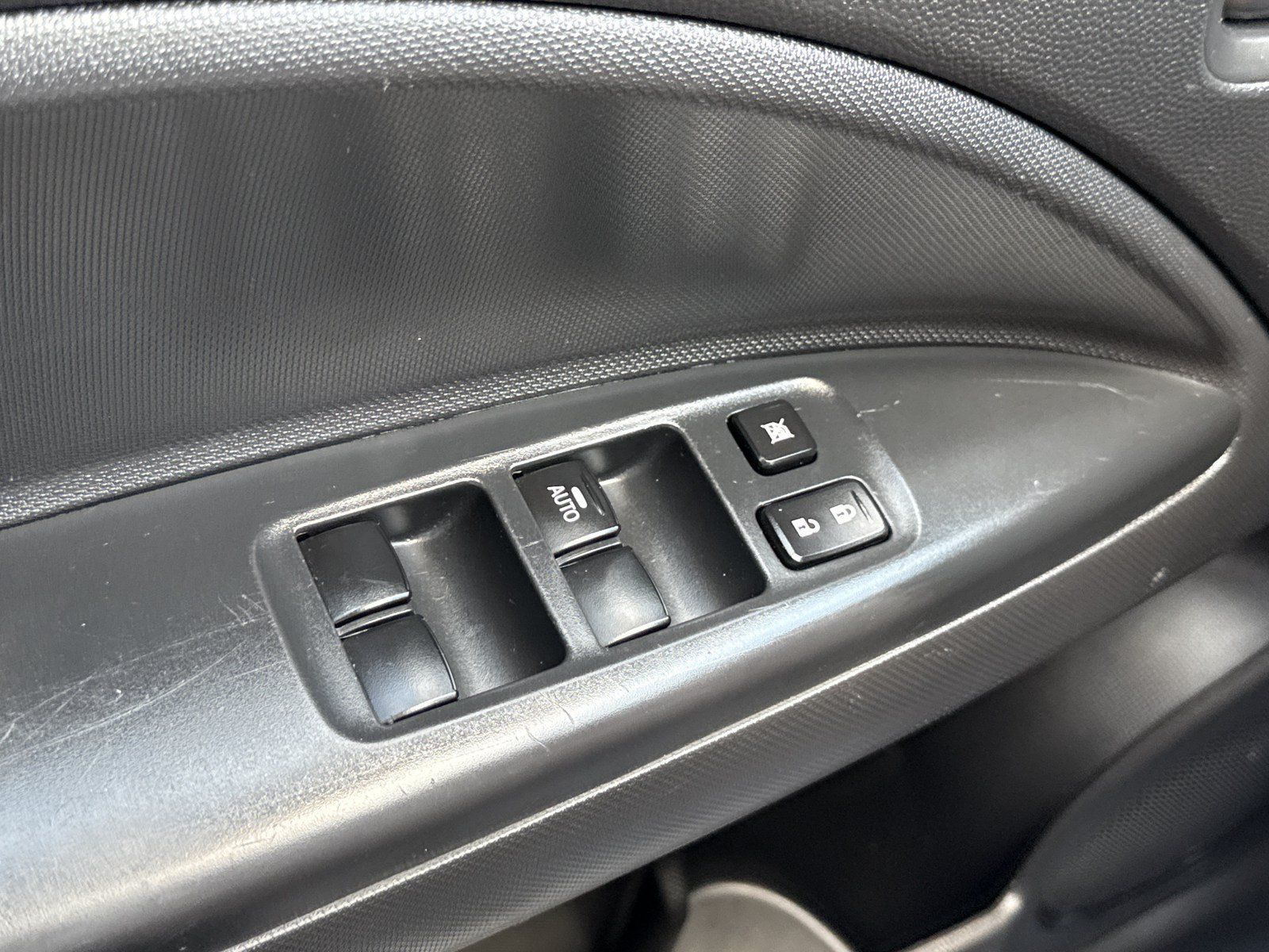 Used 2024 Mitsubishi Mirage LE FWD image 15