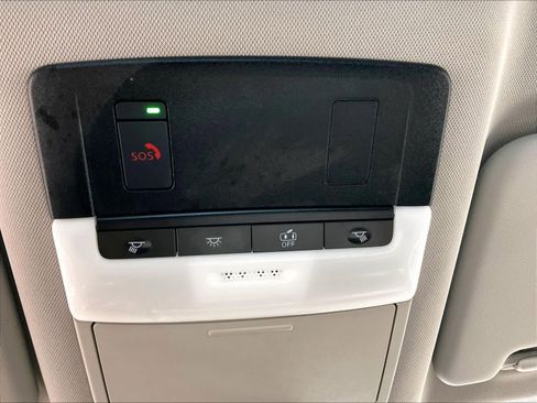 Certified 2023 Nissan Rogue SV image 26