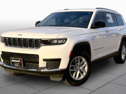 Used 2025 Jeep Grand Cherokee L Laredo RWD image 1