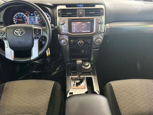 Used 2019 Toyota 4Runner SR5 AWD/4WD image 17