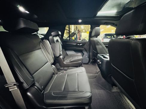 Used 2022 GMC Yukon Denali AWD/4WD image 18