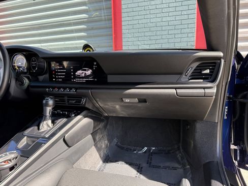 Used 2022 Porsche 911 GT3 image 19