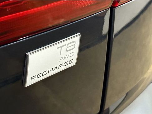 Used 2023 Volvo XC60 T8 Plus w/ Protection Package Premier image 2