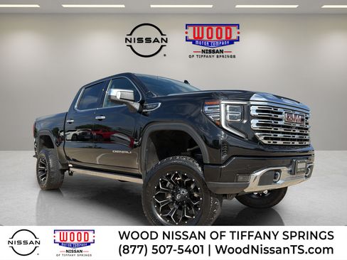 Used 2023 GMC Sierra 1500 Denali w/ Denali Reserve Package AWD/4WD image 1