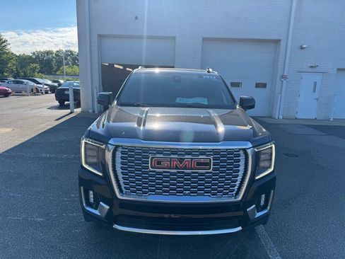 Used 2022 GMC Yukon Denali AWD/4WD image 8