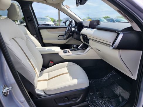 Used 2024 MAZDA CX-90 Plug-In Hybrid w/ Premium Plus AWD/4WD image 9