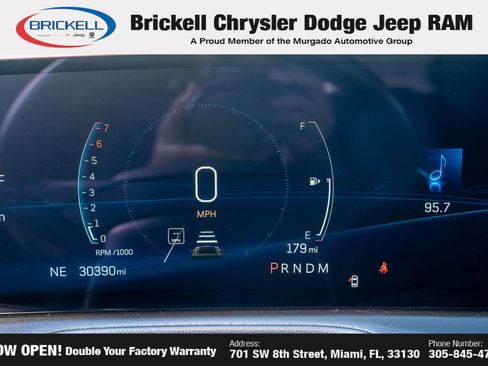 Used 2025 Cadillac XT4 Premium Luxury FWD image 35