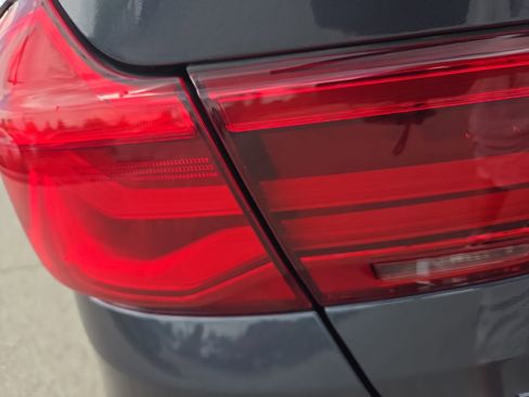 Used 2017 BMW 330i Gran Turismo xDrive AWD/4WD image 12