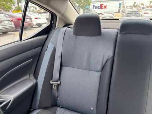 Used 2025 Nissan Versa SV FWD image 34