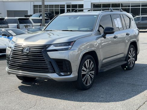 Used 2026 Lexus LX 700h Luxury w/ Appearance Package AWD/4WD image 5