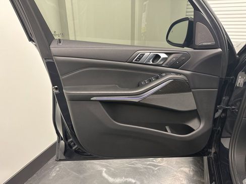 Used 2022 BMW X5 M50i w/ Executive Package image 16