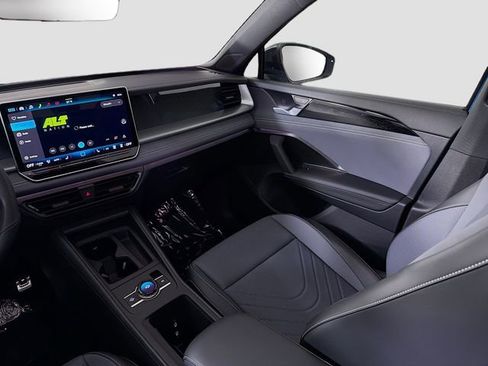 New 2026 Volkswagen Tiguan SE R-Line FWD image 24