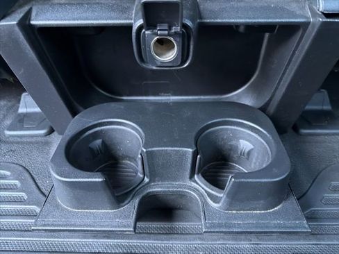 Certified 2022 Ford F250 Lariat w/ Black Appearance Package image 18