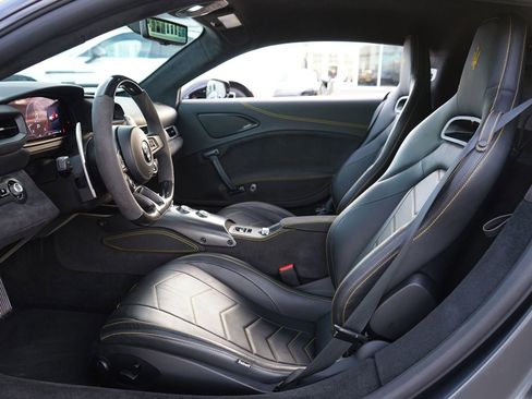 Used 2022 Maserati MC20 Coupe image 7