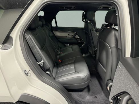 New 2026 Land Rover Range Rover Sport SE image 10