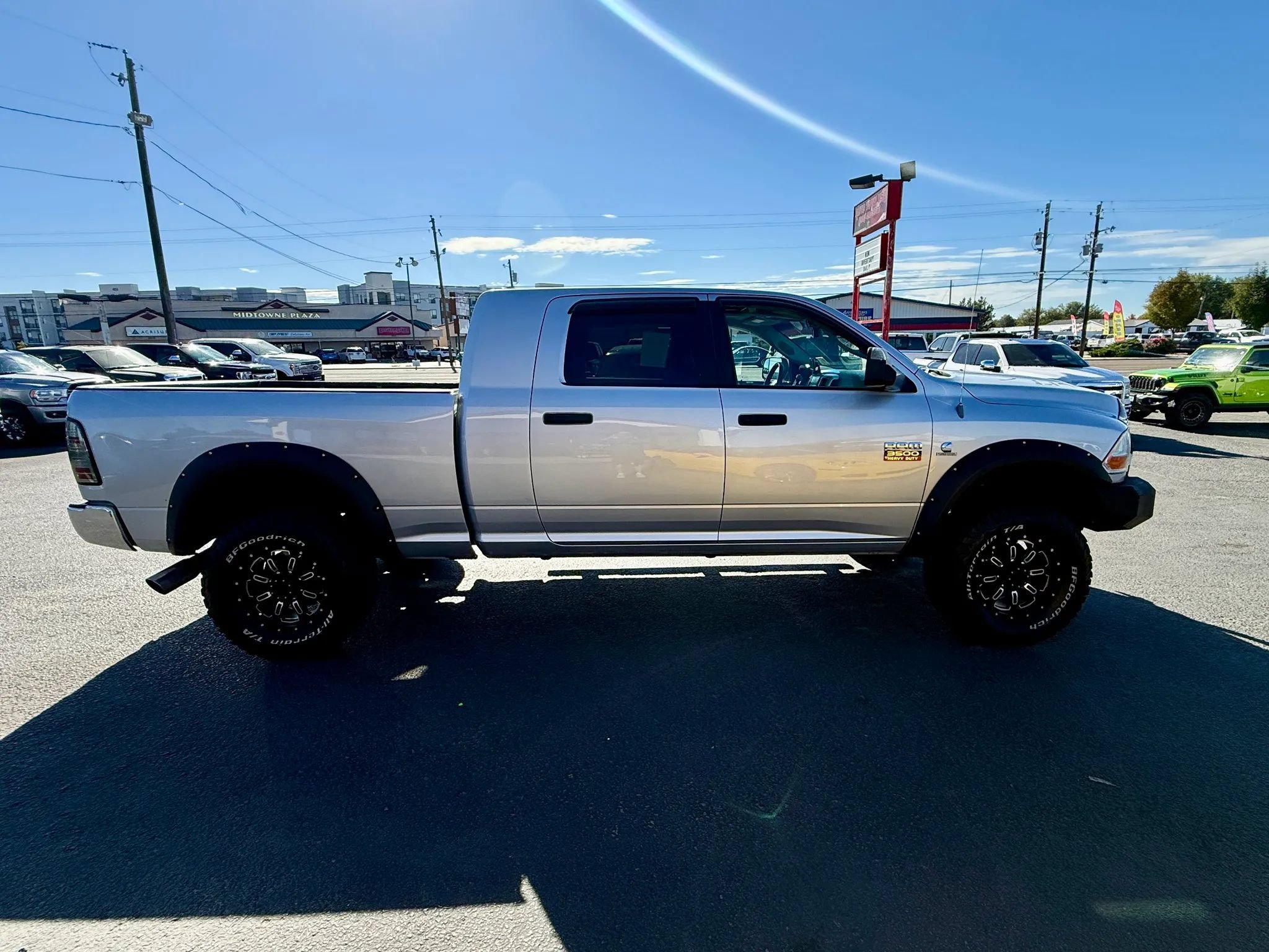 Used 2011 RAM 3500 SLT w/ Technology Group AWD/4WD image 6