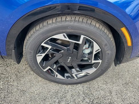 Certified 2025 Kia Sportage SX image 45