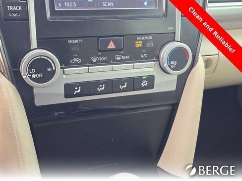 Used 2013 Toyota Camry LE image 18