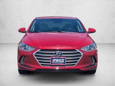 Used 2017 Hyundai Elantra SE w/ SE A/T Tech Package 03 FWD image 2