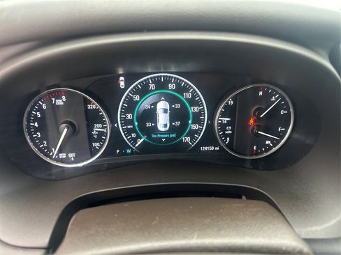 Used 2017 Buick LaCrosse Preferred image 26