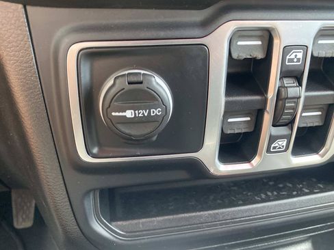 Used 2020 Jeep Gladiator Sport w/ Quick Order Package 24S AWD/4WD image 22