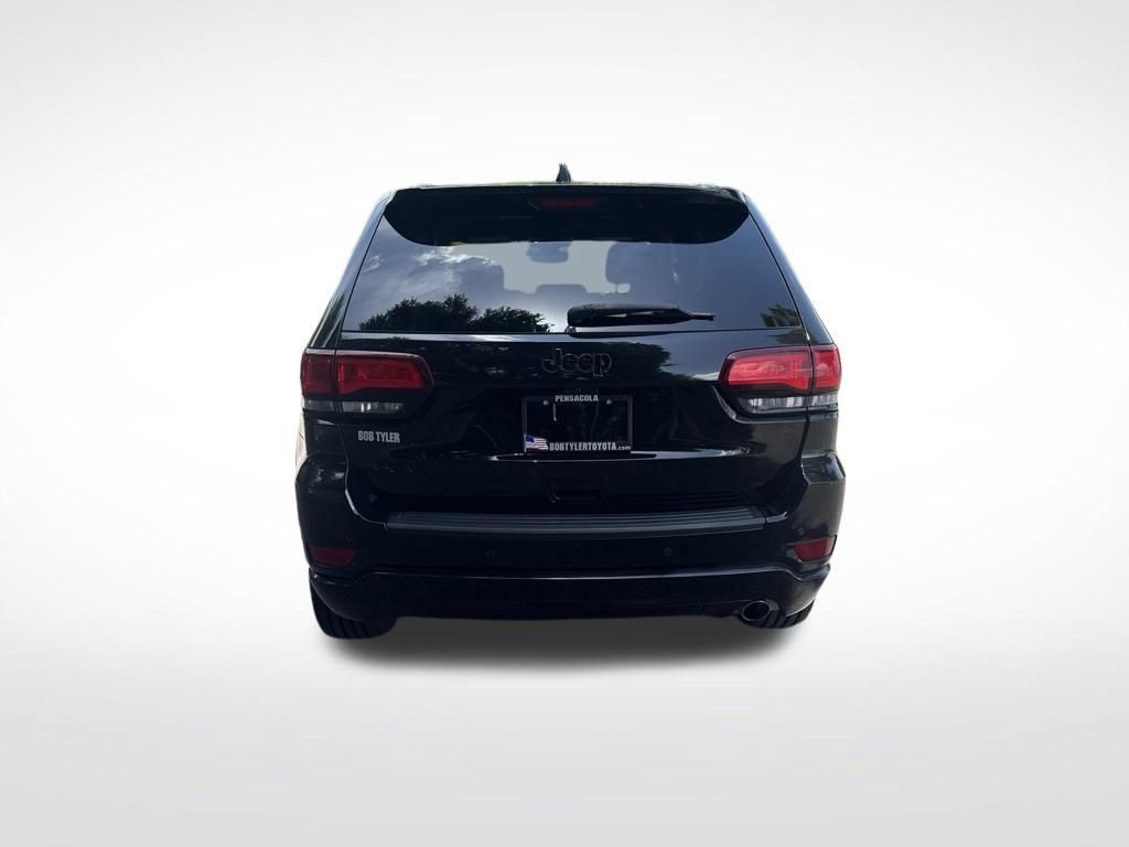 Used 2022 Jeep Grand Cherokee Laredo X AWD/4WD image 6