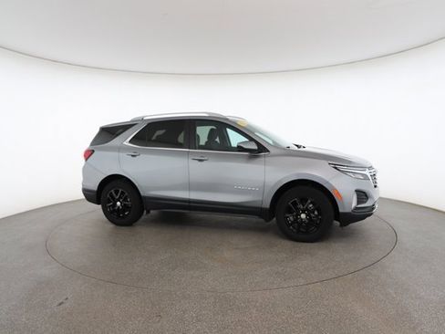 Used 2023 Chevrolet Equinox LT w/ Driver Convenience Package image 24