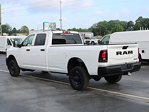 Used 2026 RAM 2500 Tradesman AWD/4WD image 4