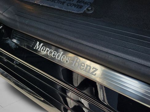 Certified 2023 Mercedes-Benz GLS 450 4MATIC image 34