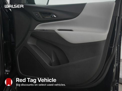 Used 2024 Chevrolet Equinox LS w/ LS Convenience Package image 11