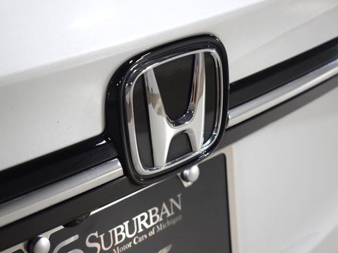 Used 2021 Honda Odyssey Touring image 11