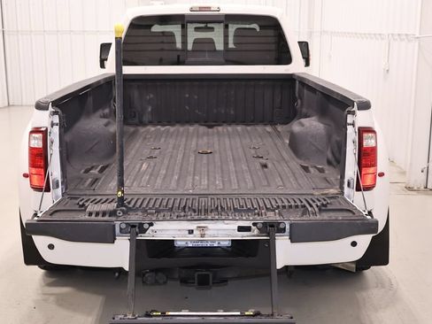 Used 2014 Ford F450 Platinum w/ Platinum Package AWD/4WD image 36