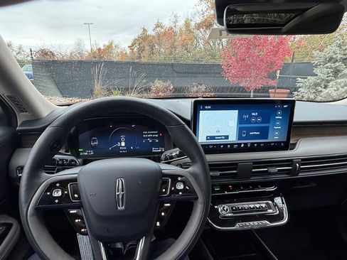 New 2026 Lincoln Corsair Grand Touring image 25