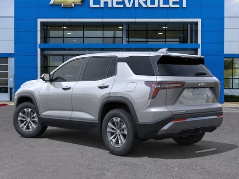 New 2026 Chevrolet Equinox LT w/ Convenience Package II FWD image 3