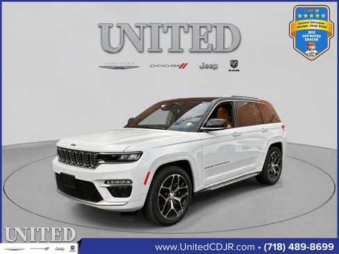Used 2022 Jeep Grand Cherokee Summit image 3