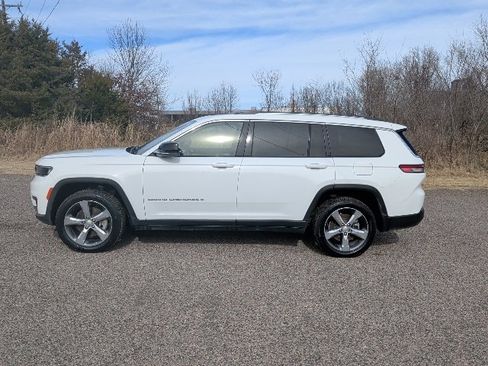 Used 2021 Jeep Grand Cherokee L Limited w/ Trailer Tow Group (B) image 2