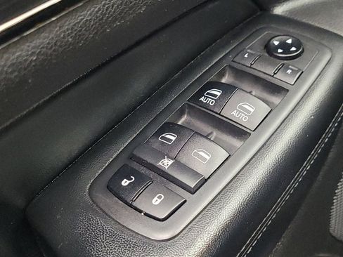 Used 2019 Jeep Grand Cherokee Limited X image 27