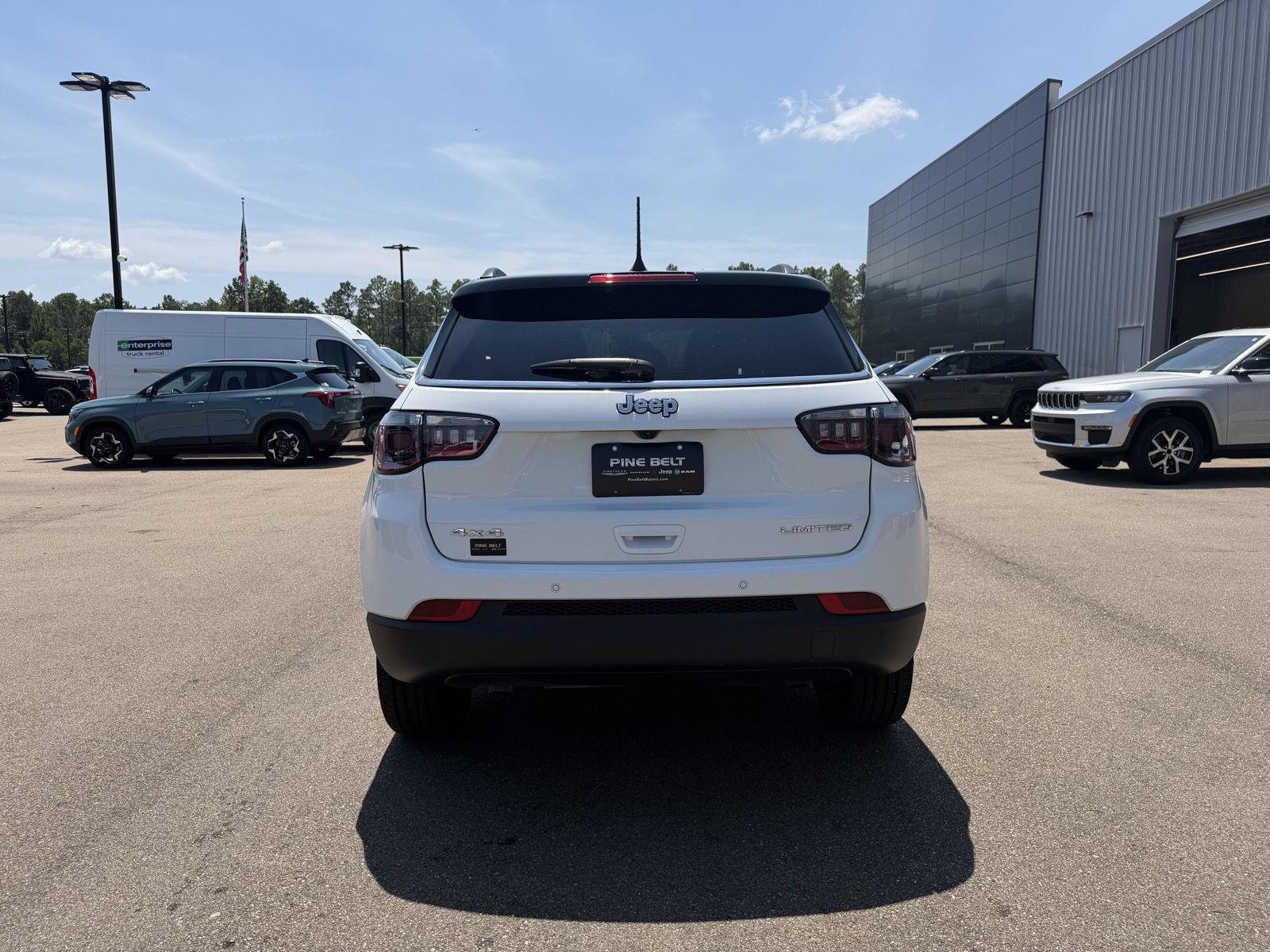 Certified 2025 Jeep Compass Limited AWD/4WD image 5