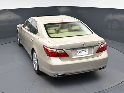 Used 2012 Lexus LS 460 w/ Comfort Pkg image 33