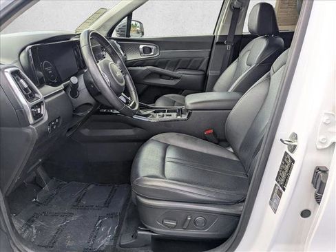 Used 2023 Kia Sorento SX FWD image 14