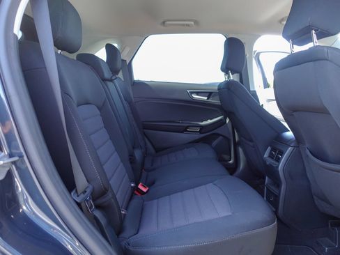 Used 2022 Ford Edge SE w/ Black Appearance Package AWD/4WD image 14
