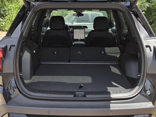 New 2027 GMC Terrain Elevation w/ Elevation Premium Package FWD image 8