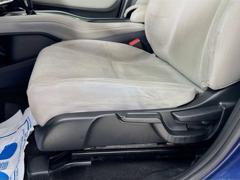 Used 2017 Honda HR-V EX image 25