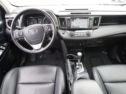 Used 2016 Toyota RAV4 Limited image 19