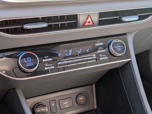 Used 2020 Hyundai Sonata SEL w/ Convenience + Sunroof Package FWD image 22