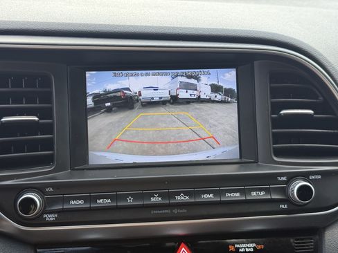 Used 2020 Hyundai Elantra Value Edition w/ Cargo Package (C1) FWD image 22