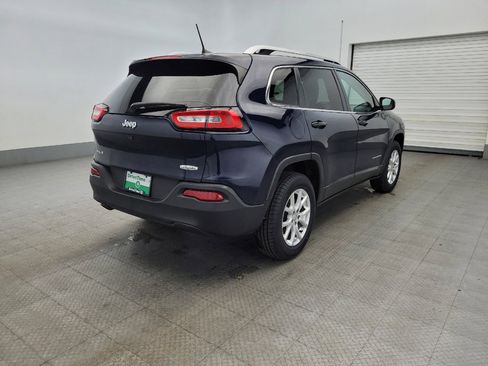 Used 2016 Jeep Cherokee Latitude w/ Comfort/Convenience Group image 9