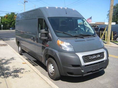 Used 2019 RAM ProMaster 2500 FWD image 2